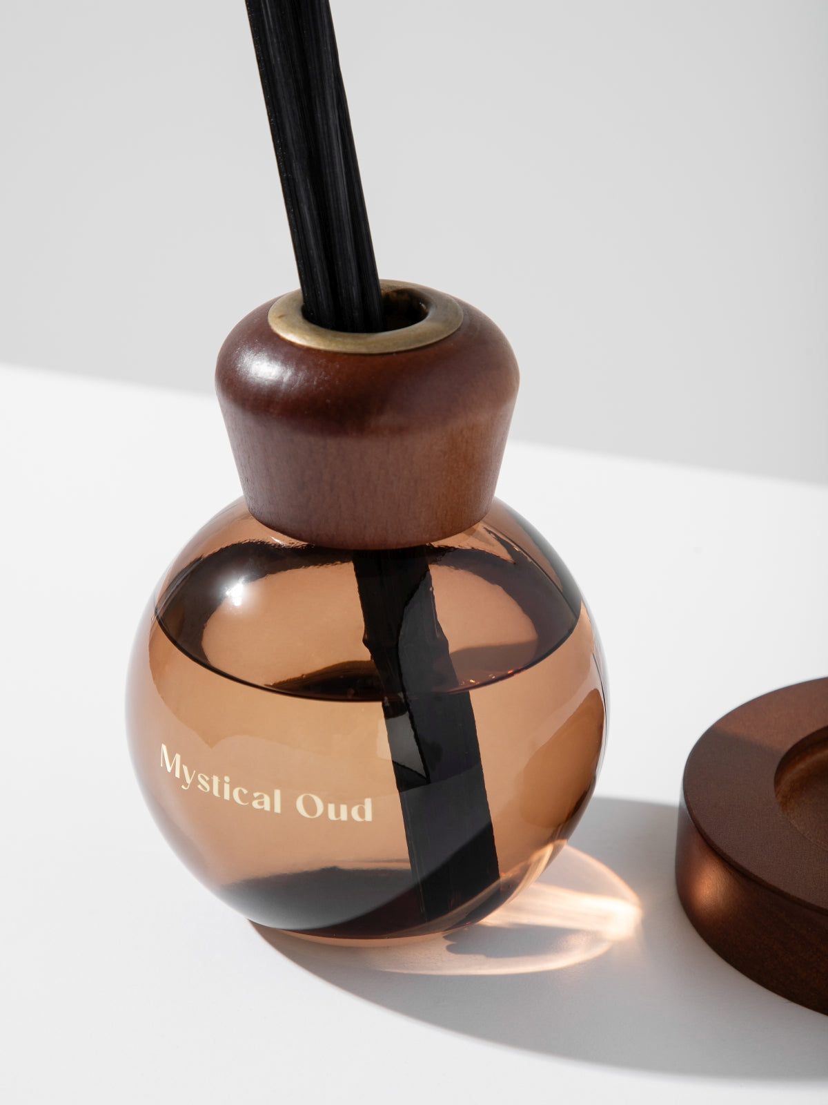 Prabangūs namų kvepalai „Mystical Oud“, 200 ml